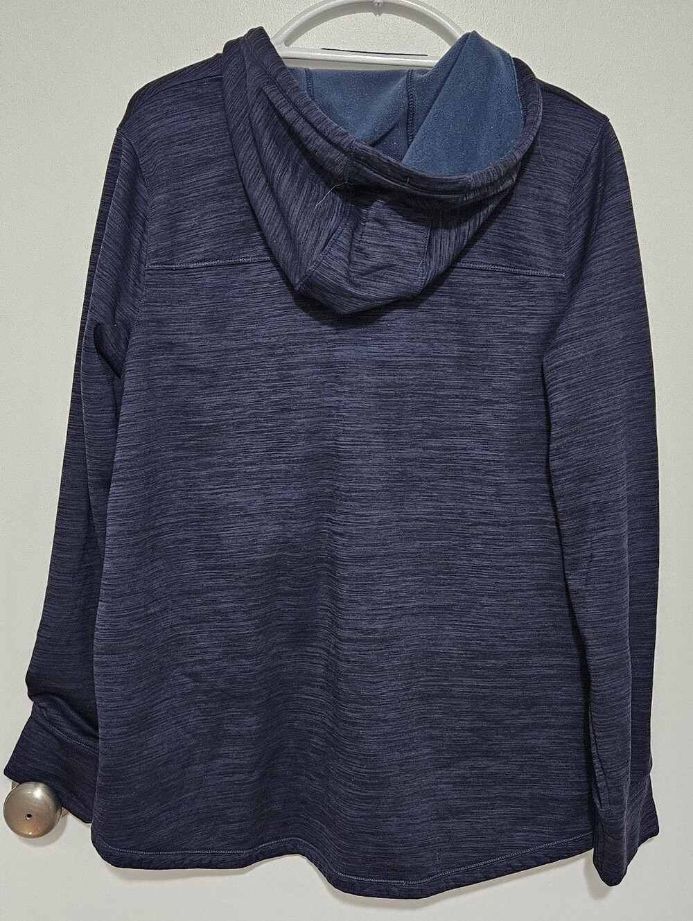 L.L. Bean Women's Dark Blue Zip-Up Hoodie with Light Blue Trim - Picture 2 of 6